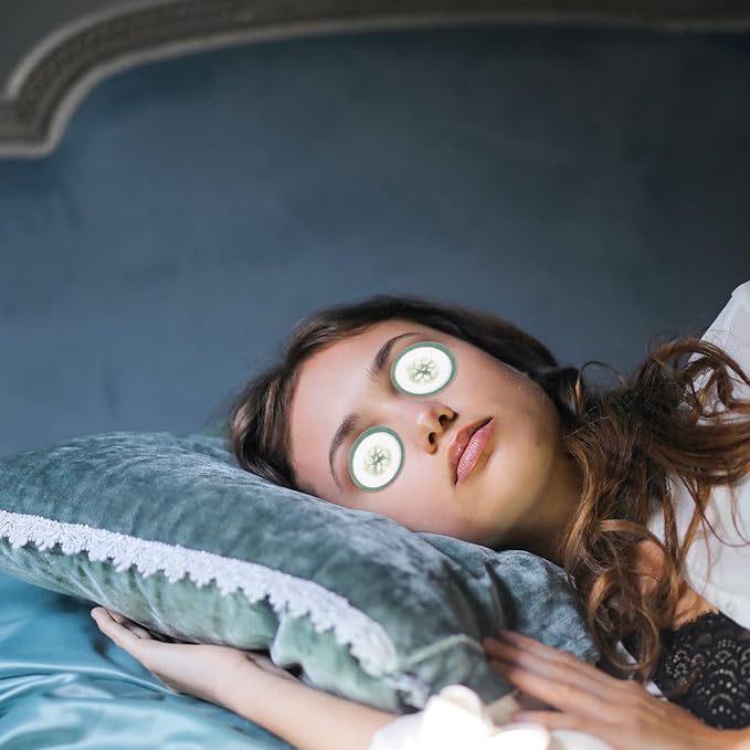 Mobestech Cucumber Eye Pads 100 Pads Non-woven Eye Soothing Spa Cooling Eye Patches with Fruit Vegetable Extracts for Eyes Reduce Dark Circles