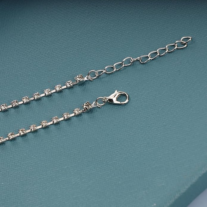 Boho Crystal Thigh Chain Silver Body Chain Leg Chains Body Jewelry Accessories for Women and Girls (Silver)