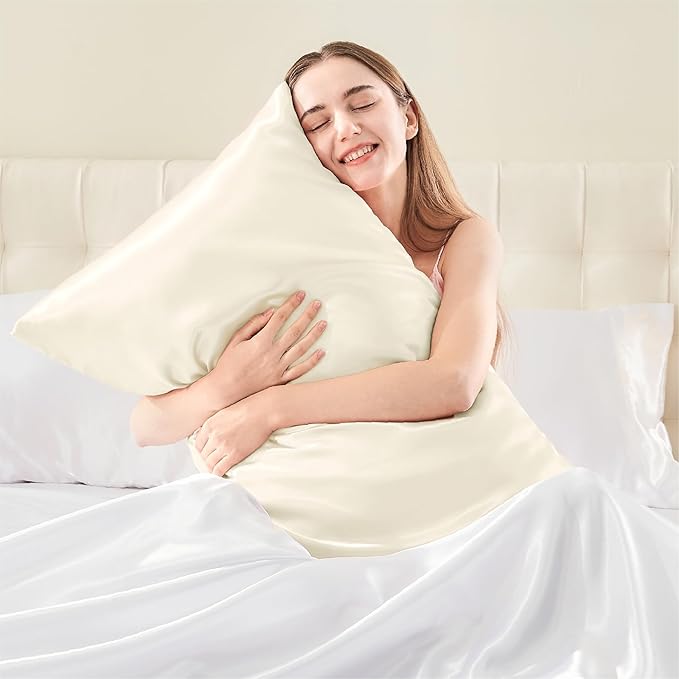 BEDELITE Satin Pillowcase with Zipper 4 Pack, Beige Pillow Cases Standard Size, Super Soft and Cooling Similar to Silk Pillow Cases, Gift for Women Men(20x26 Inches)