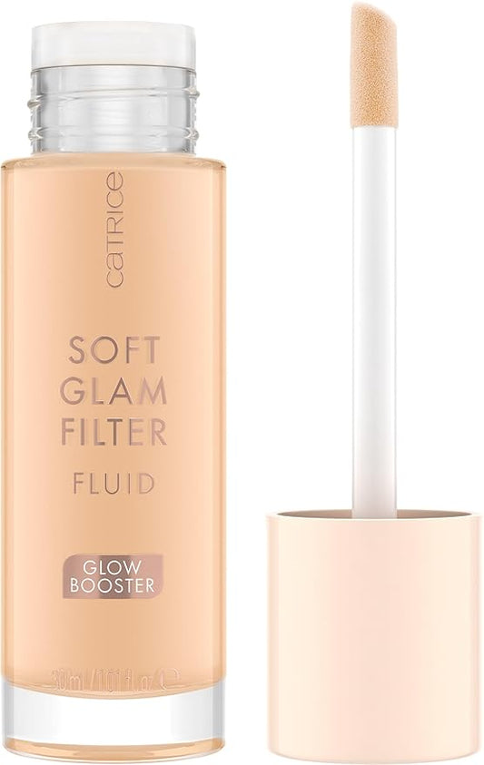 Catrice | Soft Glam Filter Fluid | Luminous Make Up Base & Highlighter for Radiant Complexion | With Vitamin E & Squalene | Vegan & Cruelty Free (15 | Light)