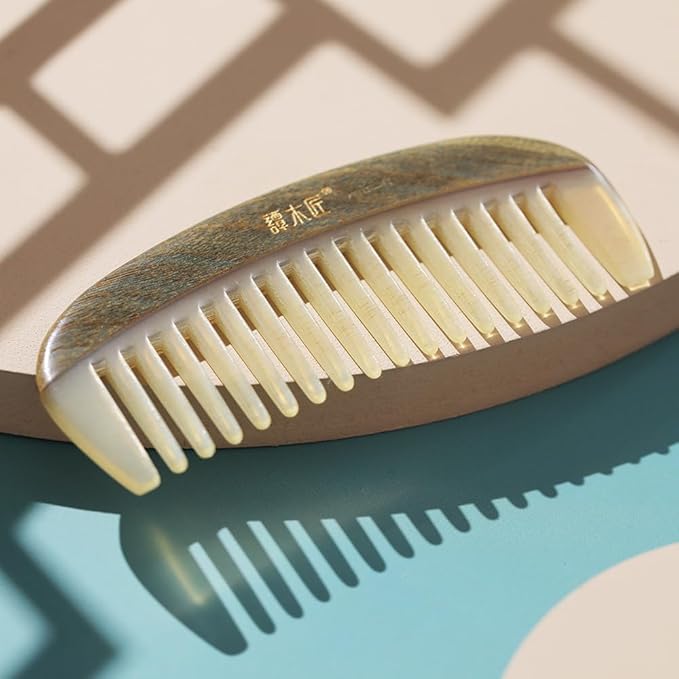 TAN MUJIANG Wooden Sheep or Cow Horn Comb Smooth Luxury Set, Anti-Static YTB 5-11 with Case