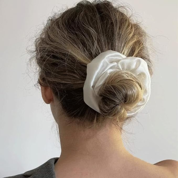 Suncdelv Silk,100% Silk Scrunchies for Hair,22 Momme Hair Ties for Anti-Crease & Breakage,Natural Women Hair Accessories，Fashion Hairbands 3PCS（White)