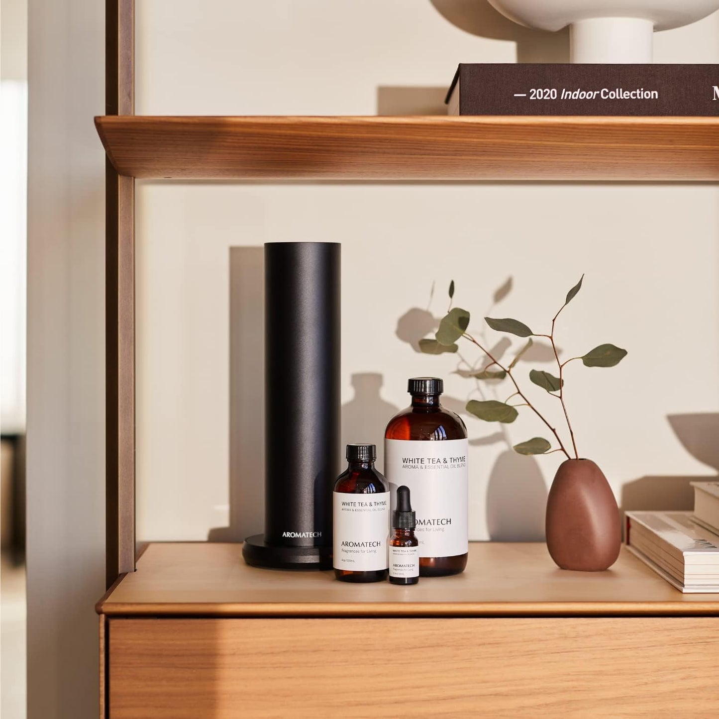 AromaTech White Tea and Thyme Aroma Essential Oil Blend: Luxury Hotel Inspired Aromatherapy with Tea Leaf, Fresh Thyme & Amber for Ultrasonic Diffusers & Nebulizers - 0.3 fl oz, 10 mL