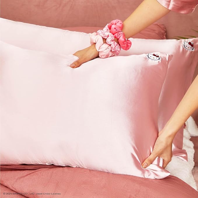 Kitsch x Hello Kitty Pillow Case – Pink Kitty Face Toddler Bed Time Satin Pillowcase with Zipper – Soft Cooling Pillow Cover for Hair & Skin – Better Than Silk Pillowcase – King Size 19x36