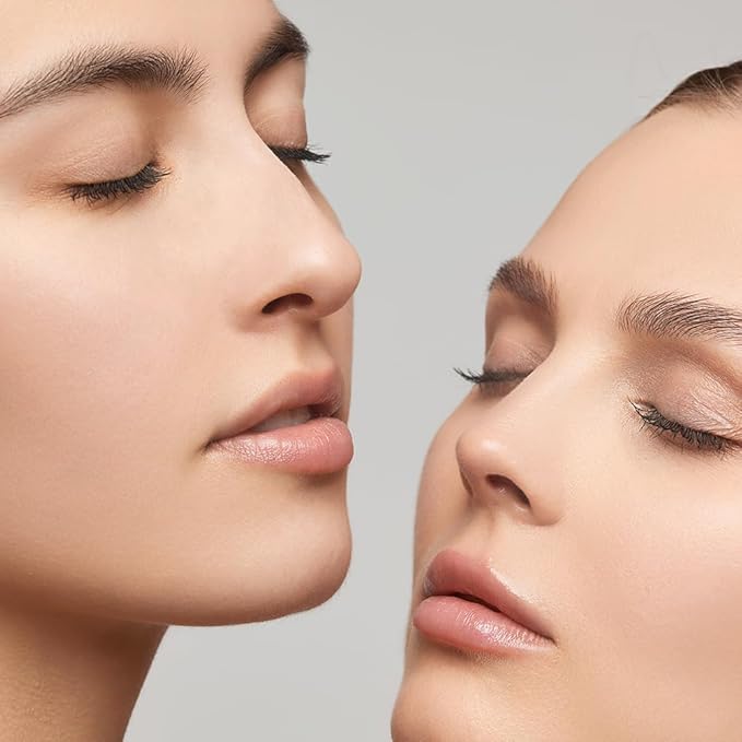 Finish Setting Pact - Blurs Pore & Fine Lines, Long-wearing, Matte Finish, Ideal for Oily Skin, Korean Makeup, 0.14 Oz. (01 White, 0.14 Oz.)