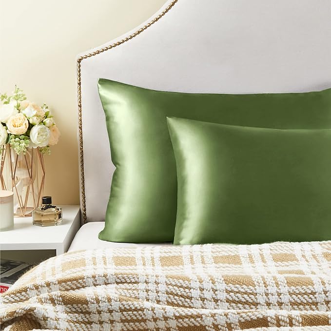 BEDELITE Satin Pillowcase with Zipper, Cedar Green Pillow Cases Queen Size Set of 2, Super Soft and Cooling Similar to Silk Pillow Cases, Gift for Women Men(20x30 Inches)