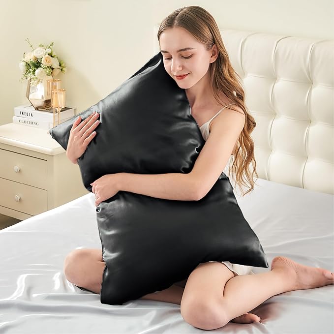 INFIIXSO Mulberry Silk Pillowcase for Hair and Skin, Silk Pillow Cases Standard Size with Hidden Zipper 20x26 Inches, Extraordinary Smooth and Soft Cooling Pillow Cases for Hot Sleepers(Black, 1 Pack)