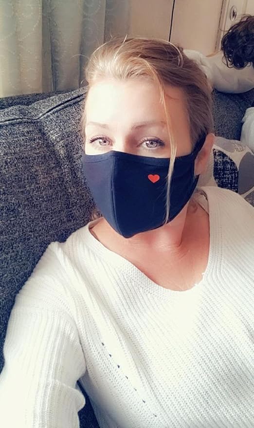 comfso Fashion Cute Heart Face Protection with Adjustable Nose Bridge - Christmas Gifts, Gifts for Women, Unisex Cotton Cloth Heart Masks, Washable Reusable Warm for Outdoor Activities