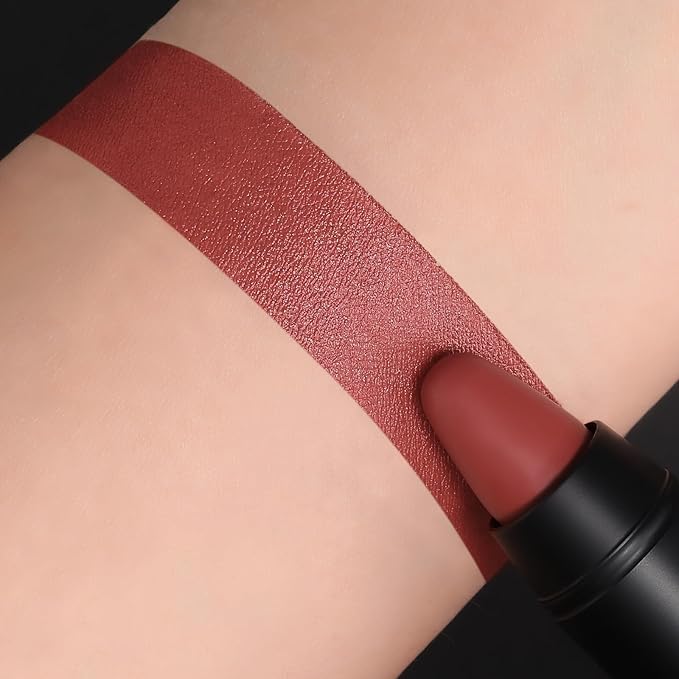 FOCALLURE Ultra Chic Matte Lipstick,Rich Vitamin E Lip Crayon,Lightweight Matte Color without Drying or Fading,Long Lasting Waterproof Lips Makeup,AUBURN