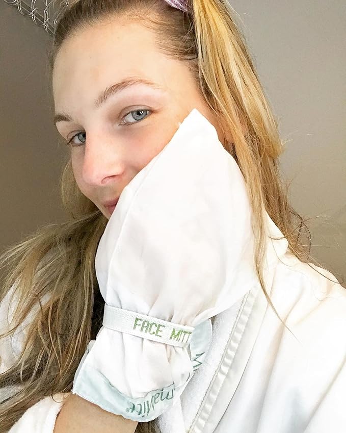 MicrodermaMitt Clear Skin Exfoliating Mitt for Face, Lips, Neck - Gentle Dead Skin Remover & Facial Scrub Clears Blackheads, Unclogs Pores, Evens Skin Tone & Texture, Lips Scrub Care, Lip Exfoliator