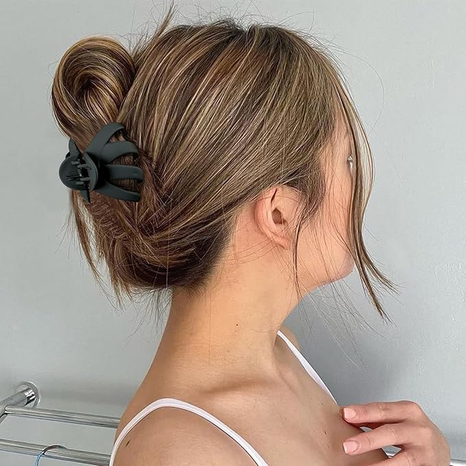 2.8" Medium Octopus Hair Clips for Women, Matte Claw Clips for Thin Hair, 90' Strong Hold Non-slip Spider Octopus Clip for Fine Hair Jaw Clips (Black & Tortoise)