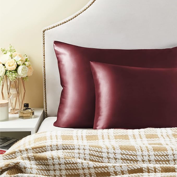 BEDELITE Satin Pillowcase with Zipper, Burgundy Pillow Cases Queen Size Set of 2, Super Soft and Cooling Similar to Silk Pillow Cases, Gift for Women Men(20x30 Inches)