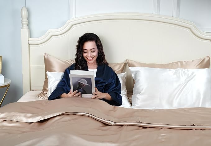 100% Mulberry Silk Pillowcase for Hair and Skin, 22 Momme Pure Natural Silk Pillow Case Both Sided with Zipper, Pillow Cover for Women Mom Men (White, Queen 20''×30'', 1 Pack)
