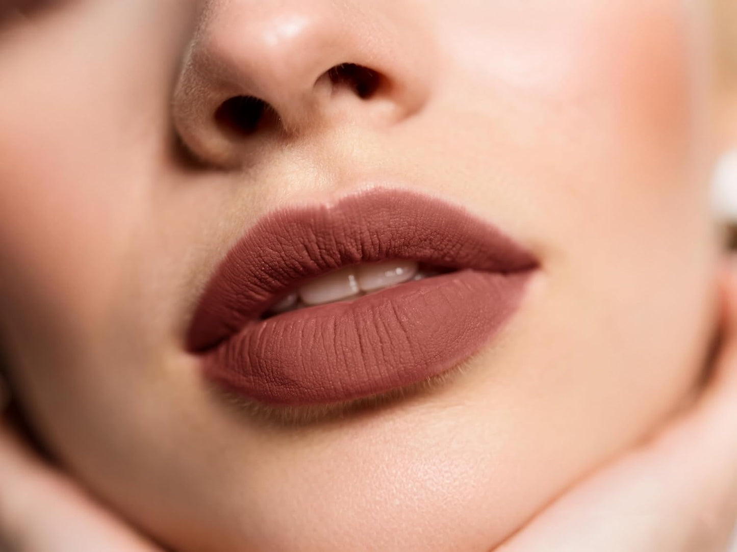 Catkin Moist Lipstick Hydrating High Impact Color Infused with Vitamin E and Avocado Oil Smooth Soft Texture Long Lasting Matte Finish 168