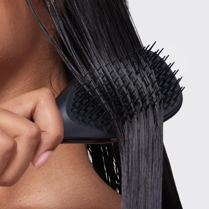 Tangle Teezer Ultimate Detangler Hairbrush, Eliminates Knots & Reduces Breakage, Mini Hair Brush for Travel, Small Hands & All Hair Types, Black