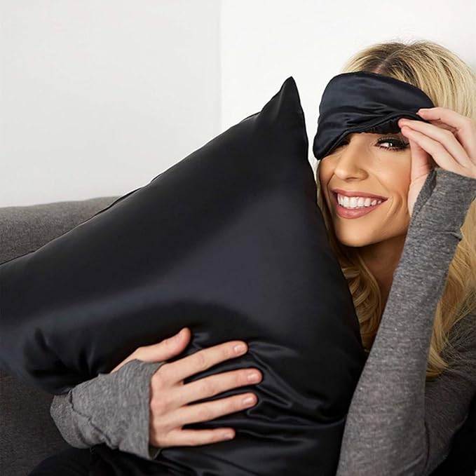 Hypoallergenic Pillow Case Made in USA, Premium Black Silk Pillow Cases, 6A Grade 22 Momme Pure Silk Pillowcase, Zipper Closure, Machine Washable, 1 Pc 20"x30" (Queen, Black)