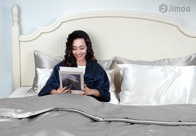 100% Mulberry Silk Pillowcase for Hair and Skin, 22 Momme Pure Natural Silk Pillow Case Both Sided with Zipper, Pillow Cover for Women Mom Men(Silver Grey, Queen 20''×30'', 1 Pack)