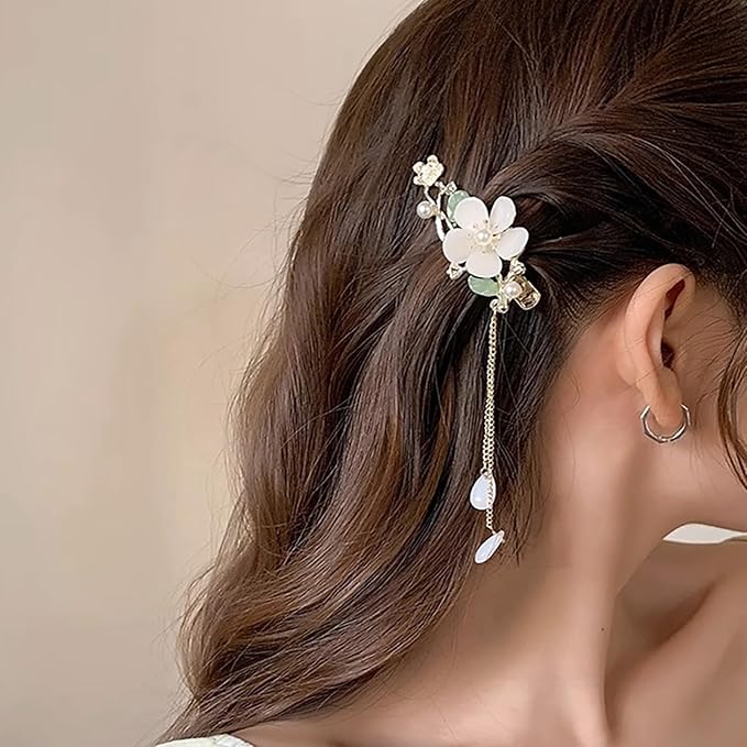 Flower Hair Clips for Women Trendy White Magnolia Flower Hair Barrettes Vintage Pearl Tassel Hair Clips Wedding Birthday Mother's Day Hair Decoration