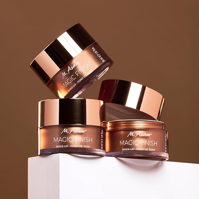 M. Asam FOUNDATION BRUSH (1 piece) - Foundation Brush for Liquid Makeup or any other type of foundation, Makeup Brush, Flawless Face Application