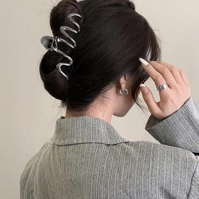 1 Pack Hair Claw Clips for Thick Long Hair, Black Metal Wave with Design Big Jaw Clamps Hair Accessories for Women, Fashion Elegant Wavy Hairgrip No-crease Hair Clips Styling Tools Birthday Gifts