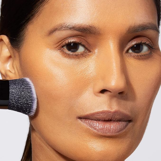 LAURA GELLER NEW YORK Ready-n-Radiant Kit (3 PC) - Baked Bronze-n-Brighten, Deep + Spackle Super-Size Skin Perfecting Primer, Champagne Glow + Retractable Angled Kabuki Brush