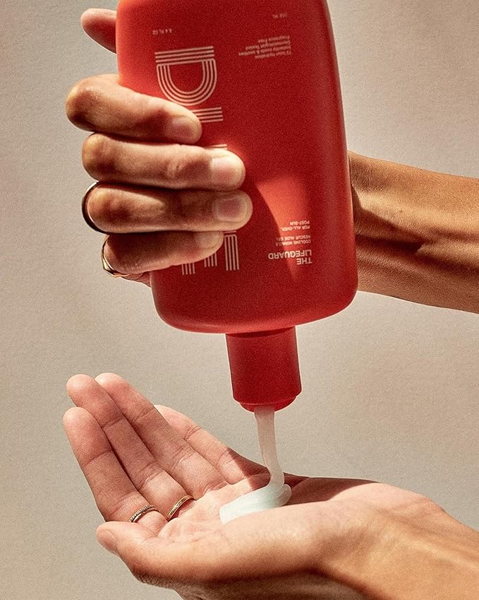 The Lifeguard Aloe Vera Sunburn Gel – After Sun Protection for Sunburn Relief with Minty Cooling – Fast-Absorbing Formula for Sun-Exposed Skin – Vegan, Non-Sticky, Hydrating Formula (5.5 Fl Oz)