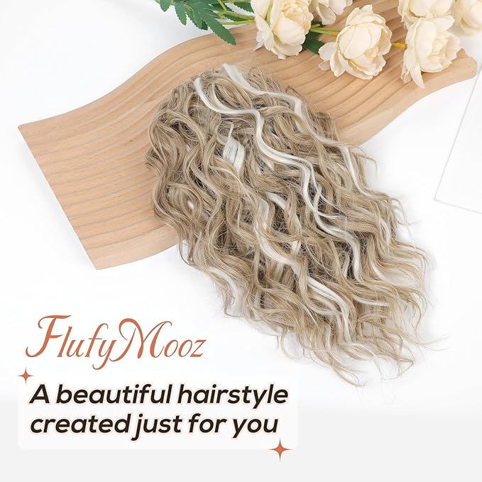 FLUFYMOOZ Ponytail Extension, 12" Short Claw Ponytail Extension Wavy Curly Jaw Clip in Pony tails Hair Extension Natural Synthetic Hairpiece for Women (Light Blonde with White Blonde Highlight)