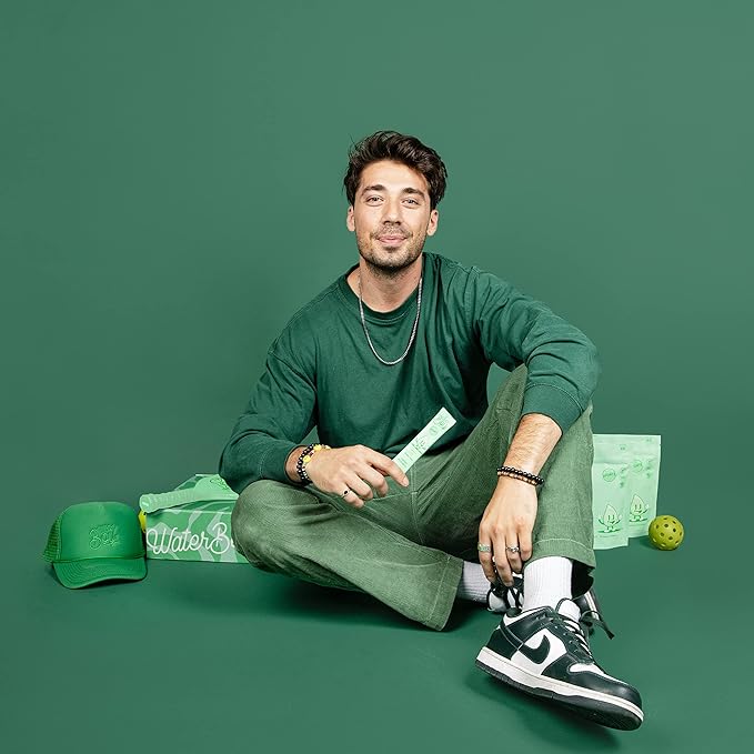 Waterboy Workout Hydration | 2,960mg Sugar Free Electrolyte Powder Packets | L-Glutamine + Vitamins | No Sugar, All Natural, Gluten Free | 15 Drink Stick Mixes (Strawberry Lemonade)