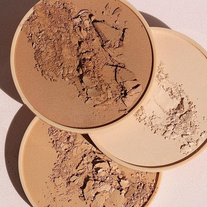 Wander Beauty Wanderlust Powder Foundation - Fair - Blurs and Evens Skin Tone - Perfects and Hydrates With Hyaluronic Acid, Aloe, Honeysuckle, & Vitamin E - Lightweight, Buildable Coverage - 0.31 oz